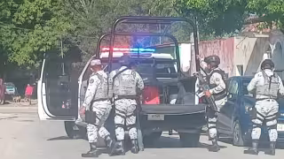 Detienen a sujeto tras intentar agredir con desarmador a una mujer en Champotón