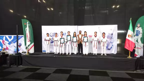 Los alumnos de la academia “Pil-Sung” tuvieron una actuación memorable durante su participación en el evento que reúne a los mejores 10 de cada categoría