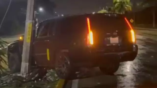 El conductor fue atendido por paramédicos; su estado de salud es estable