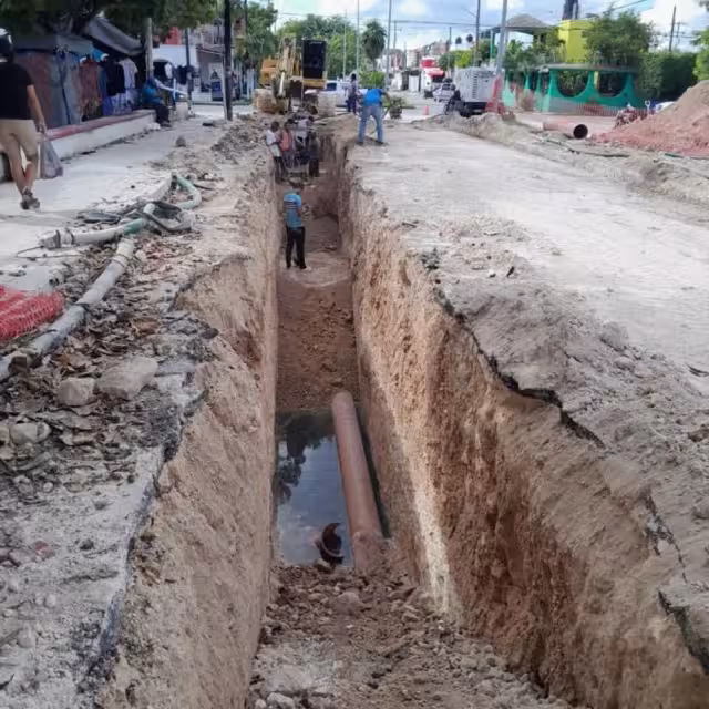 Ciudadanos reportan que CAPA expone a sus trabajadores en obras