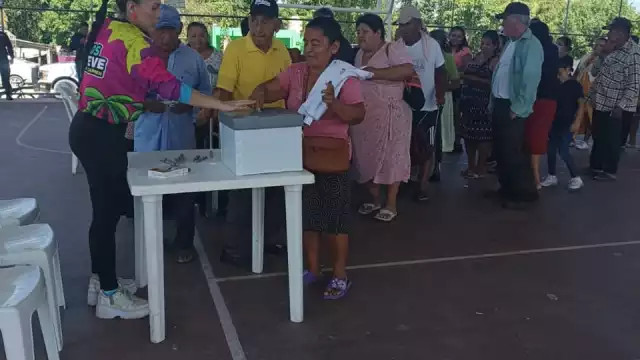 Llevan a cabo elecciones para comisario de ejido en Plan de Ayala, Sabancuy