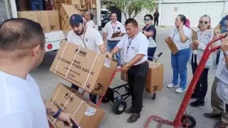 Junta 03 Distrital Ejecutiva del INE Yucatán recibe material para las elecciones al Poder Judicial