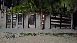 Catean domicilio de taxista presuntamente involucrado en riña en la  ZH de Cancún