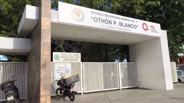 En algunas escuelas, desde el regreso del periodo vacacional por Semana nunca suspendieron clases