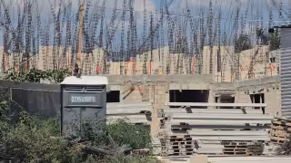 Bibi cierra la puerta ‘Viviendas del Bienestar’