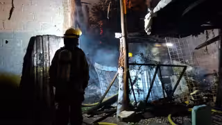 Incendio consume palapa en Puerto Morelos; sin lesionados