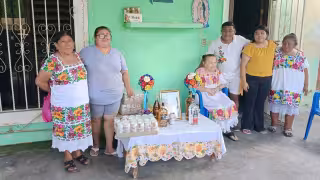 Más de 400 personas participan en tradicional novenario a San Miguel Arcángel