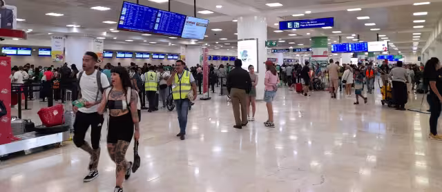 Los vuelos internacionales fueron mayoría este lunes