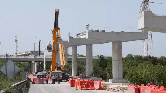 El Viaducto Elevado de Progreso continúa con su construcción El Viaducto Elevado de Progreso continúa con su construcción