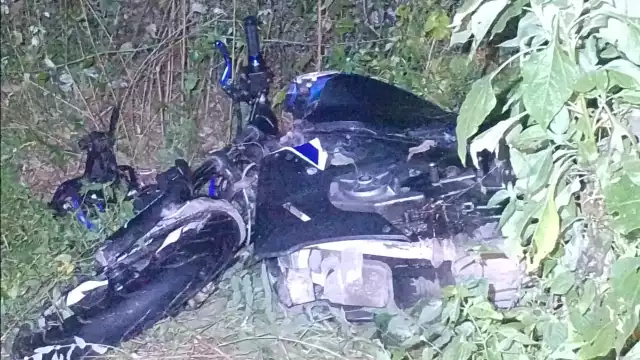 El joven perdió la vida tras salirse de la carretera