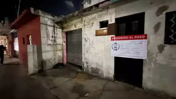 En el domicilio se colocó un sello de seguridad para prohibir el paso al sitio En el domicilio se colocó un sello de seguridad para prohibir el paso al sitio