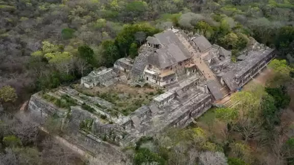 Los Centros de Atención a Visitantes de Chichén y Ekbalam se entregarán en la primera quincena Los Centros de Atención a Visitantes de Chichén y Ekbalam se entregarán en la primera quincena