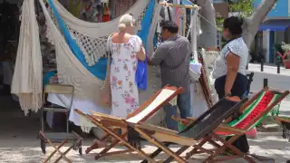 El alza del 50% ha causado que el rollo del hilo alcance un precio de 80 pesos, cuando antes era de 40.