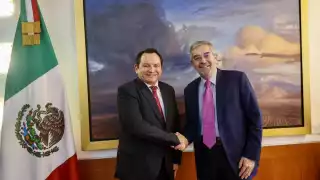 Joaquín Díaz Mena agradeció a Juan Ramón de la Fuente por la reunión