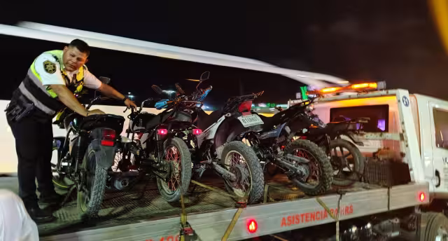 Sorpresivo operativo en Plaza Mi Héroes desactiva rodada de motos
