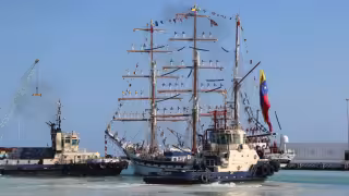 El velero Simón Bolívar, de la Armada de Venezuela, continúa su viaje por puertos mexicanos