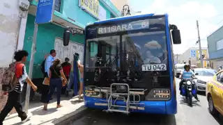 Joaquín Díaz Mena se compromete a no permitir un aumento en las tarifas del Va y Ven 