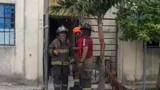 Hombre sale vivo de milagro en medio de un incendio