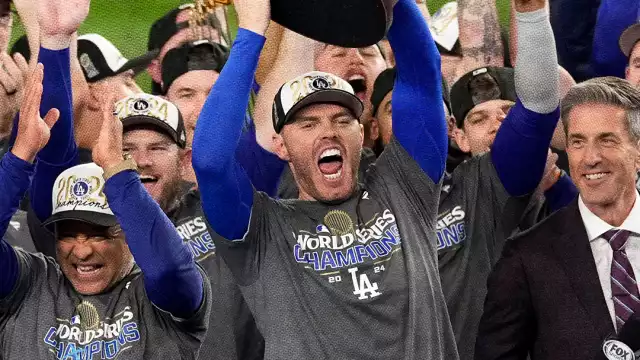 Cuánto gana el Freddie Freeman, MVP de los Dodgers en la Serie Mundial 2024.
