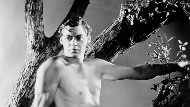 Johnny Weissmuller como tarzán