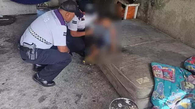 Mujer intentó vender a su hijo a cambio de alcohol en Cancún.