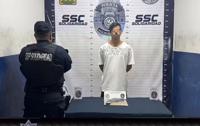 Policía de Playa del Carmen detuvo a dos individuos por lesiones.