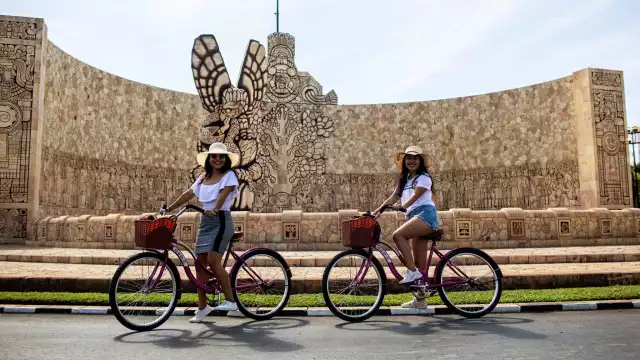 Los domingos, Mérida registra gran movilización de personas