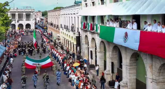 Gobernador Joaquín Díaz Mena encabeza homenaje cívico y desfile del 115 aniversario de la Revolución Mexicana