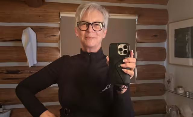 Jamie Lee Curtis dona 1 millón de dólares en ayuda por el incendio en Pacific Palisades.