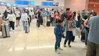 Aeropuerto de Mérida registra vuelos al tope por llegada de viajeros de Año Nuevo