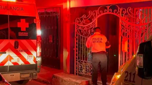 Policías acordonaron el área para las diligencias