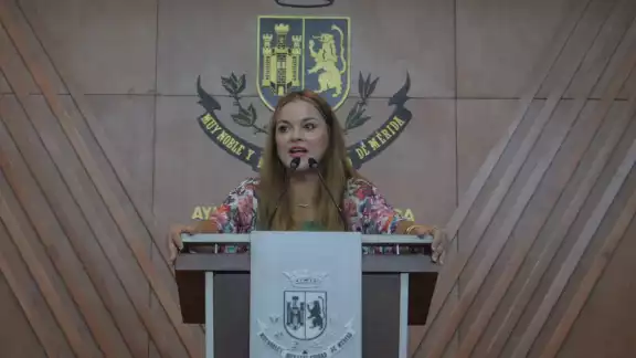 Cecilia Patrón agradeció a los meridanos para denunciar anomalías de los funcionarios Cecilia Patrón agradeció a los meridanos para denunciar anomalías de los funcionarios