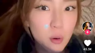 Denuncian nuevo caso de abuso de taxistas en Cancún: Le cobran a influencer 10 mil pesos