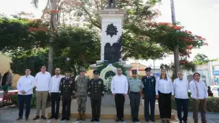 Realizan homenaje en Mérida por el aniversario luctuoso de Benito Juárez