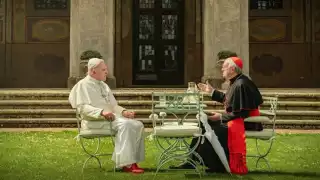 "Los dos papas": De qué trata la película de Netflix que se viralizó tras la muerte del Papa Francisco