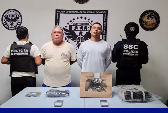 Ambos sujetos detenidos se encontraban en una estación de autobuses intentando disfrazar sus operaciones