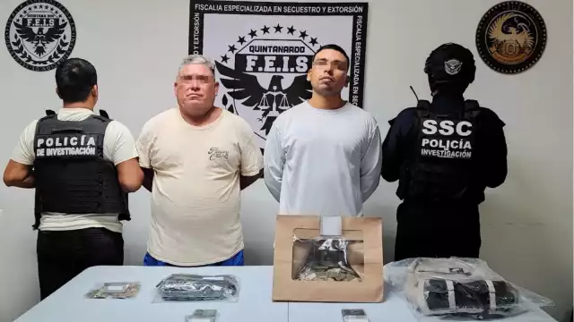 Ambos sujetos detenidos se encontraban en una estación de autobuses intentando disfrazar sus operaciones