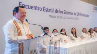 Joaquín Díaz Mena destacó que el DIF Yucatán es el lado humano del Gobierno