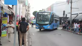 A pesar de los retos que enfrenta, el transporte urbano concluye el 2025 con 15 nuevas rutas