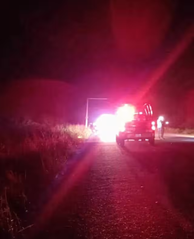 Mujer es asaltada en carretera Chetumal-Escárcega; le roban su BMW