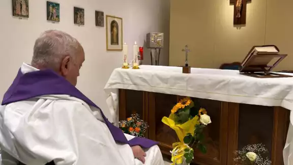 Papa Francisco continúa con su proceso de recuperación Papa Francisco continúa con su proceso de recuperación
