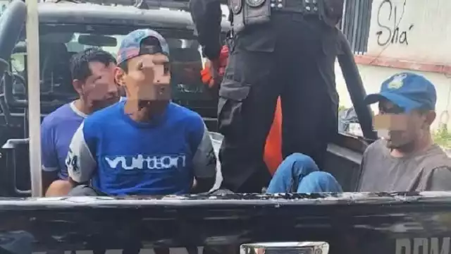 Tres individuos hicieron  un pedido a un lonchero