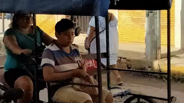 Para algunos mototaxistas, el hecho de que una mujer realice el mismo trabajo que ellos, es algo valioso, digno de respeto y admiración