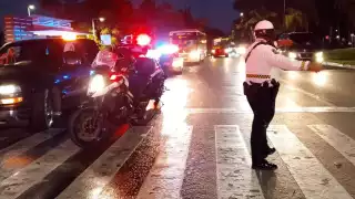 Paramédicos acudieron al sitio confirmando que el hombre había perdido la vida de forma instantánea