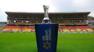 Comienza el primero de dos partido antes de conocer al campeón