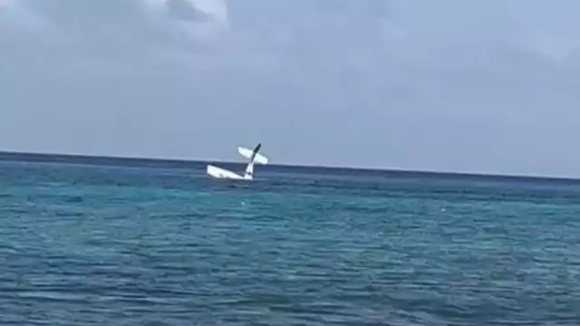 Elementos de rescate mantienen un operativo en Cozumel