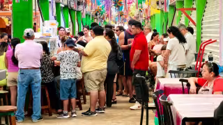Mariscos y pollo repuntan en el mercado Alonso Felipe durante Viernes Santo