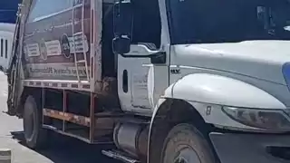 Ciudadanos señalaron que el mismo camión viejo sigue recorriendo el ejido de Calderitas.