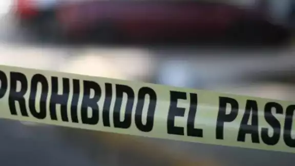 Hombre herido a tiros en plena vía pública