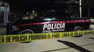 Los presuntos responsables habrían huido a bordo de una motocicleta pero no se obtuvieron características suyas